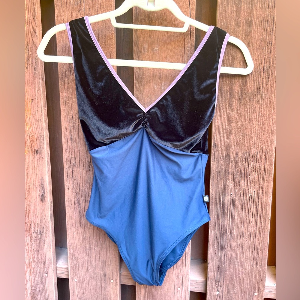 Leila Bodile Leotard S/M in Midnight Noire Starlight